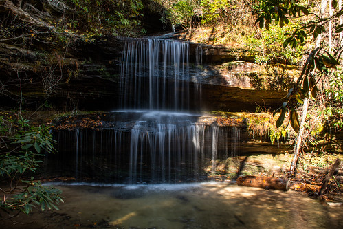 autumn tennessee jamestown pickettstatepark waterfall crystalfalls nature pallmall unitedstates us