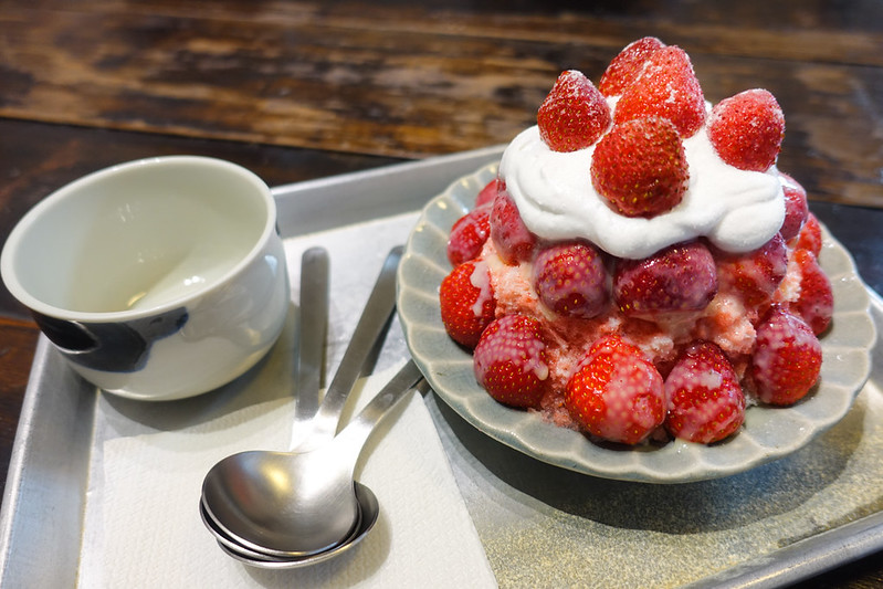 【台南美食】kokoni cafe 巷弄老屋定食下午茶 季節限定草莓冰、波霸奶茶鬆餅！
