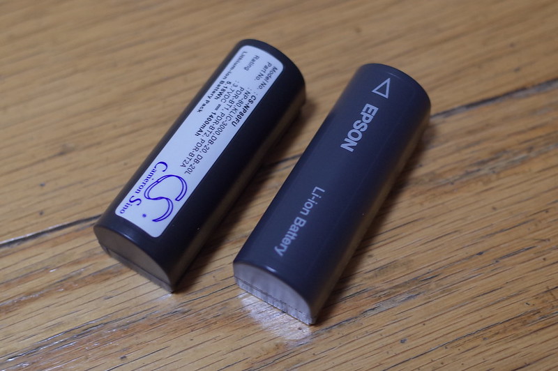 互換用電池 Epson R D1 R D1s バッテリー正規品と比較