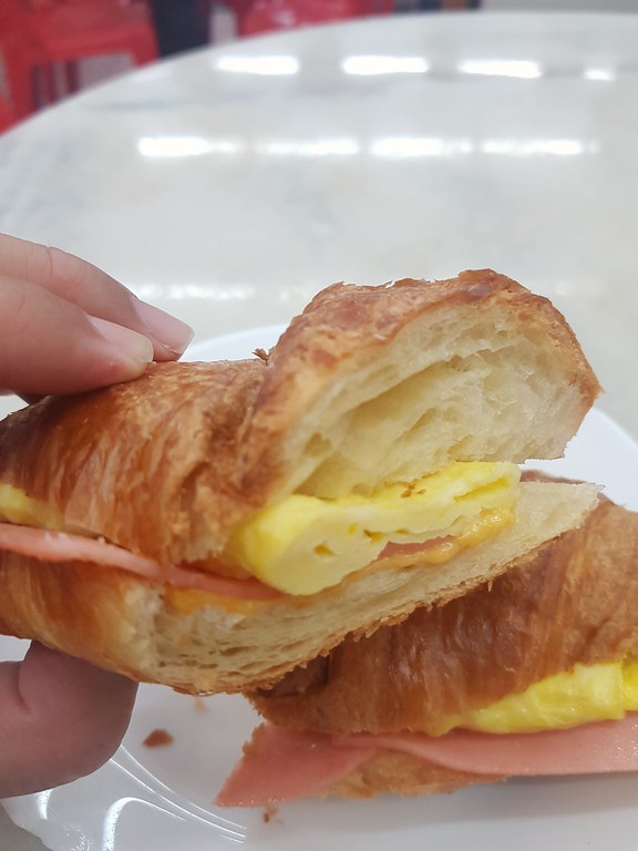 三合一牛角包 (Cheese+Ham+Egg+Croissant) rm$7.90 @ 溏记海南咖啡 Restaurant Thong Kee, Sea Park PJ