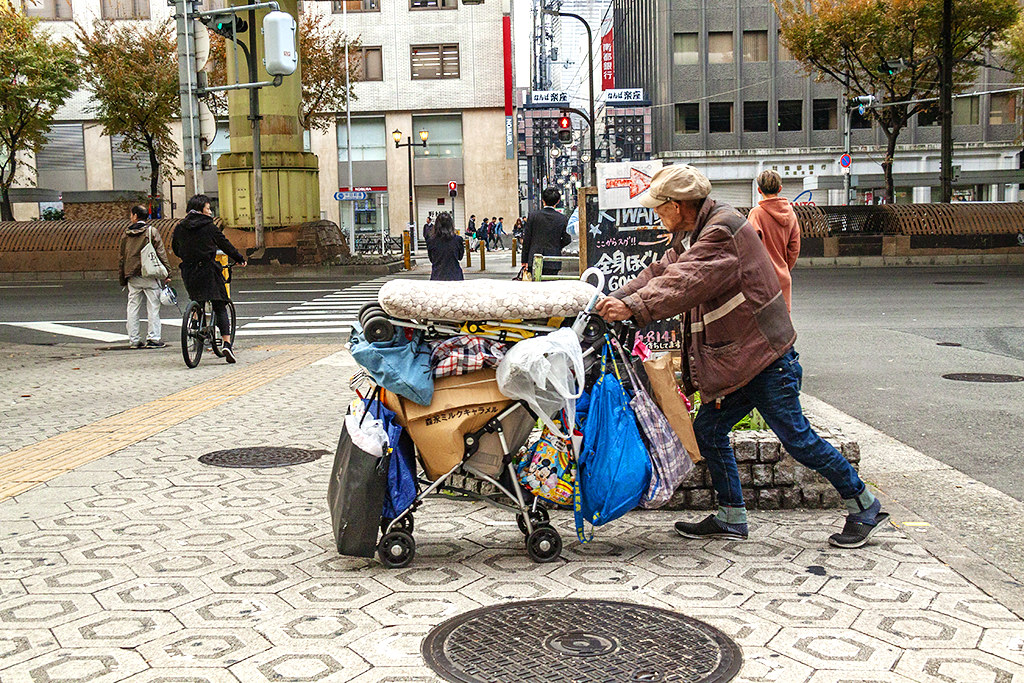 Homeless man in Chuo Ward--Osaka