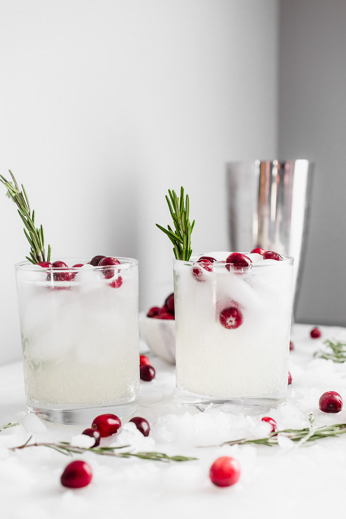 The Mistletoe Kiss Holiday Drink