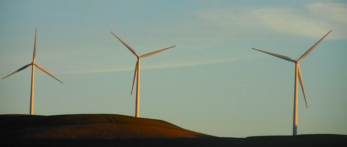 livermore altamont windmills sunrise