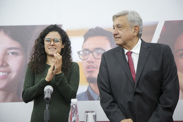 A Ministra do Trabalho, Luisa María Alcalde, e o presidente do país, Andrés Manuel López Obrador, ambos do partido Morena - Créditos: Foto: Assessoria AMLO