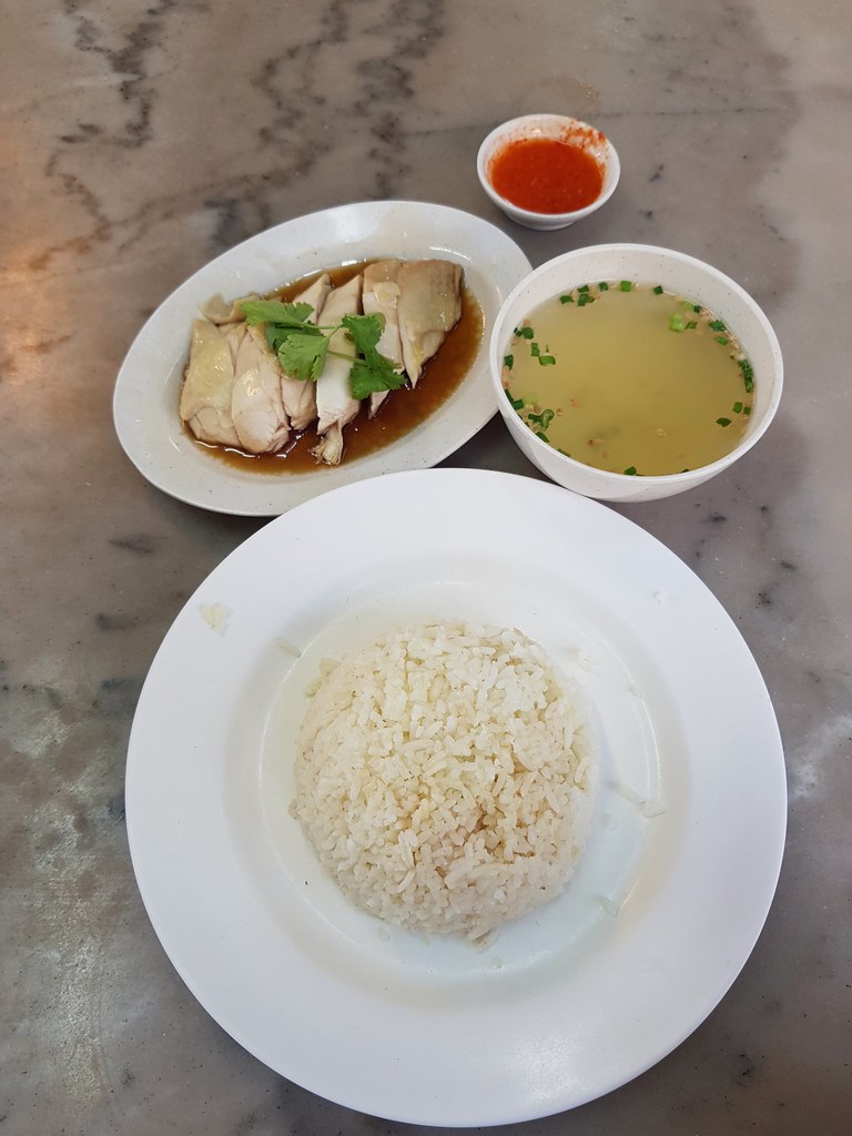 菜园鸡配油饭 Kampong Chicken Rice rm$9.50 @ Restoran Prosperity Bowl 公雞碗菜園雞 SS2/30