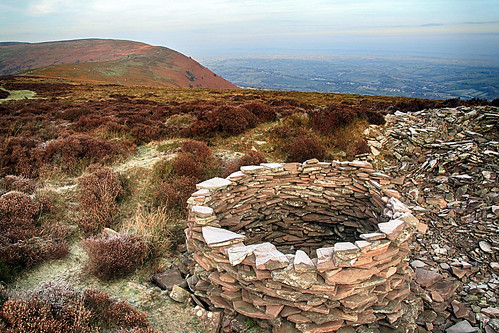 stone stones rocks circle frost ice hill hilltop hatterrallhill blackmountains wales welsh breconbeacons moor moorland countryside rural nature scenic scenery landscape