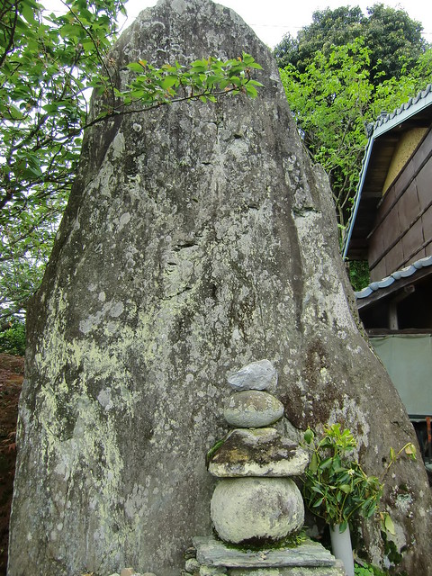 石仏/仏岩/高山ニシノミヤ巨石遺跡