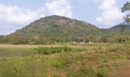 sl-1 polonnaruwa-sigiriya-jr3 (4)