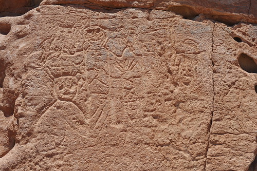 chile petroglyphs rock wall carvings stone ancient desert valledelarcoíris