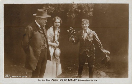 Otto Kronburger, Mary Parker and Hans Hermann in Kampf um die Scholle (1925)