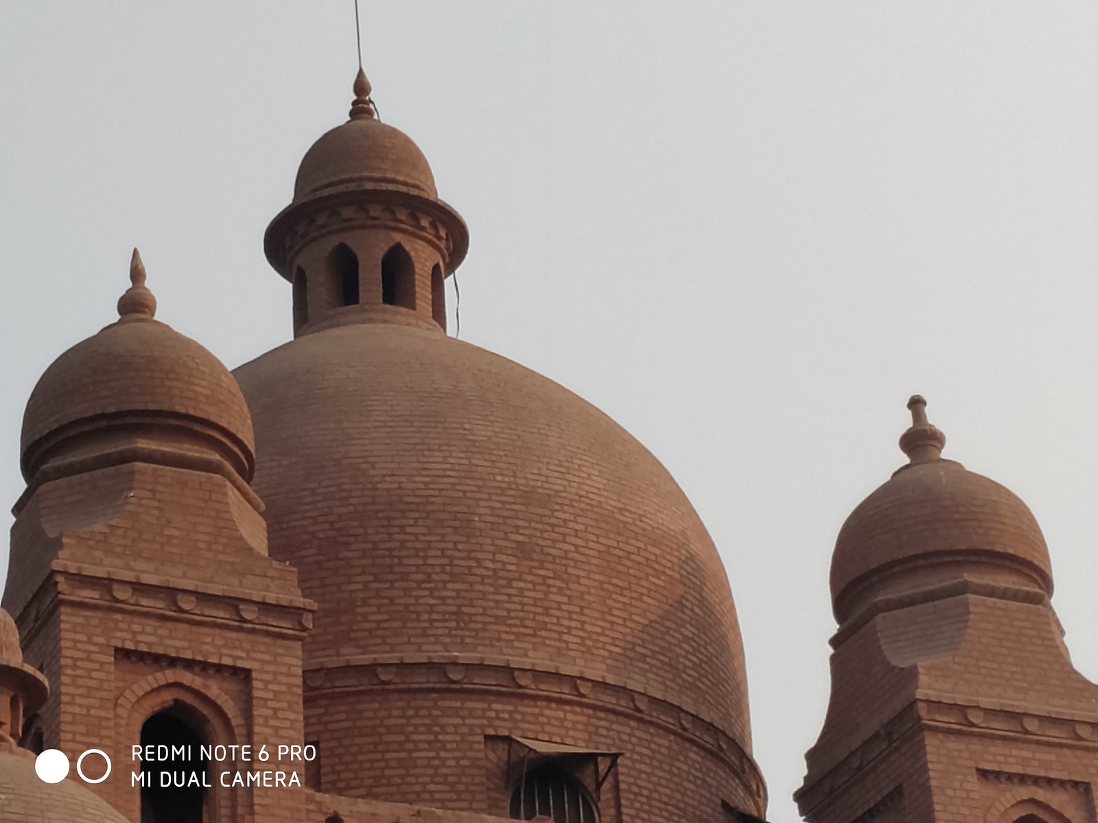 Lahore Museum Picture with 5X zoom on Xiaomi Redmi Note 6 pro
