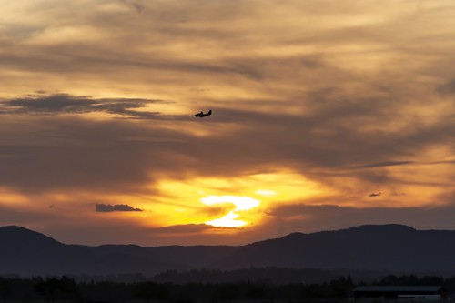 richmond sunset aircraft lowlands mountains landing clouds 7d 2470 outdoor outside