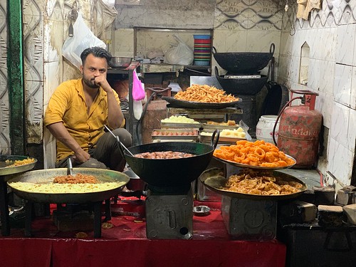 City Food - Muhammed Sajid's Sooji Halwa, Turkman Gate Bazar