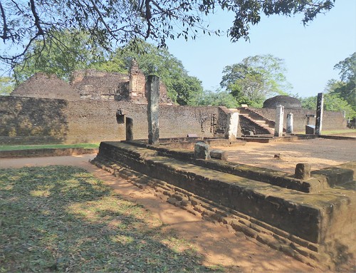 sl-1 polonnaruwa-sud (1)
