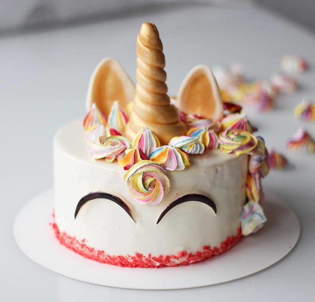 Unicorn Red Velvet Cake by MyCake