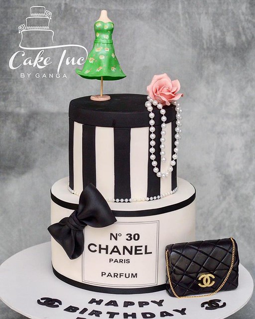 Classy and Fabulous by Cake Inc by Ganga
