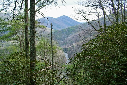 linville gorge wilderness pisgah burke north carolina bynum bluff hawksbill mountain river
