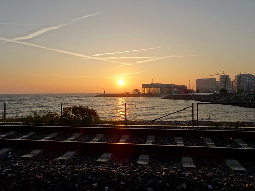 morning harbour rail sunrise aarhus