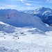 pohled z červené2800 na dolní stanici Mont Valaisan a horní Moulins