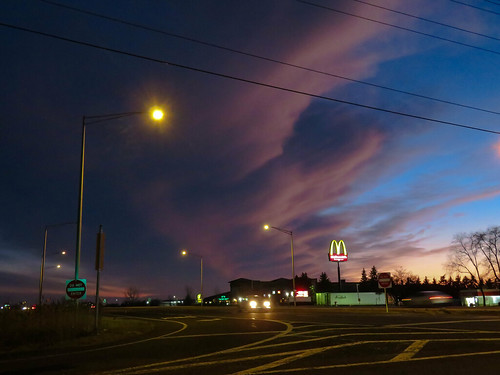 sign mcdonalds illinois december 2018 sky clouds sunset