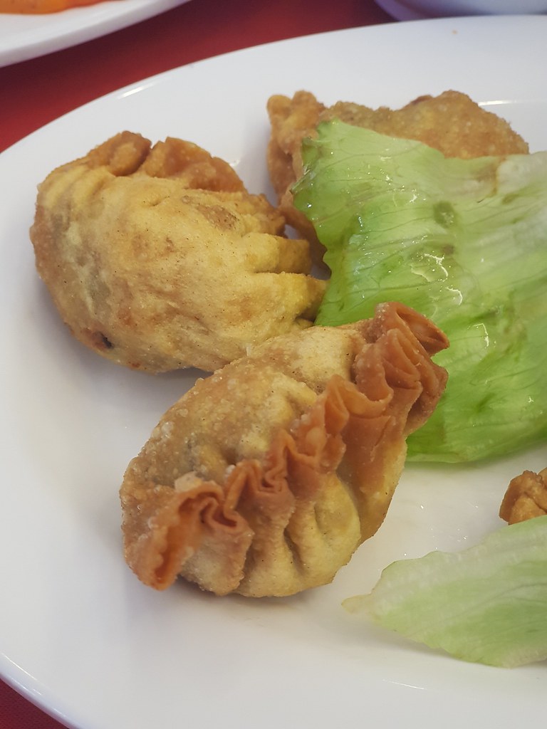 炸水饺 Fried Dumplings @ Restoran Leong Ya Indah 梁雅(女)茶餐食 Puchong