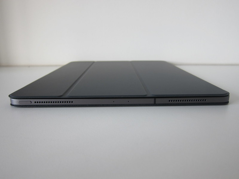 Apple iPad Pro 12.9-inch (3rd Generation) Smart Folio (Charcoal Grey) - With iPad Pro - Top