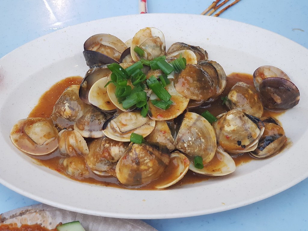 海鲜酱炒甲巴 Seafood Sauce Fried Kapa rm$10 @ Chulia St. Night Hawker Stalls, Georgetown Penang