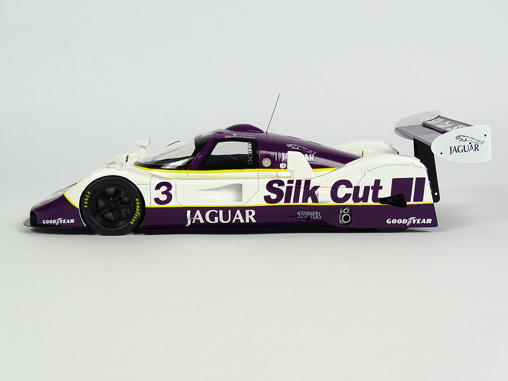 MCW Jaguar XJR-11 Suzuka 1990 1/18 | DiecastXchange Forum