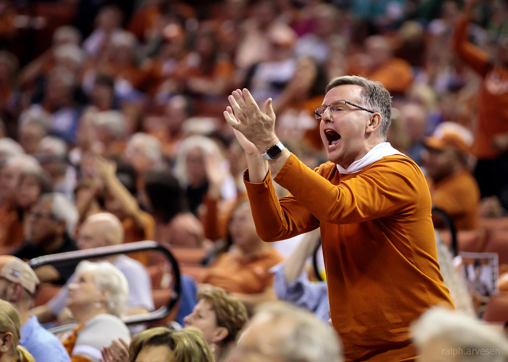 Texas Longhorns Basketball | Texas Review | Ralph Arvesen