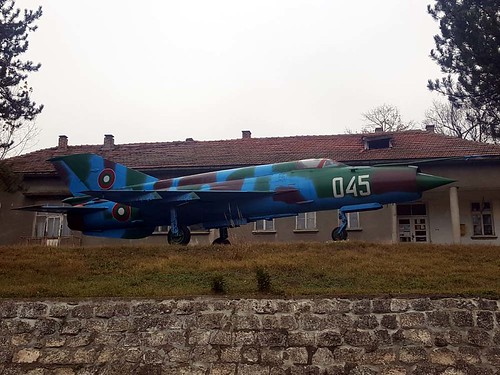 045 MiG-21bis SAU Evlogievo 17-11-18