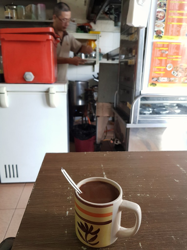 特制福建面 Penang Hokkien Mee rm$6.50 & 厚咖啡 Coffee Gao rm$1.10 @ Little Angel Cafe at Jalan Masjid Kapitan Keling, Penang