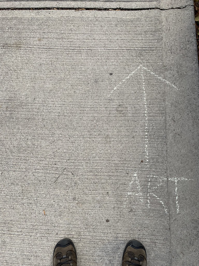This way to art.