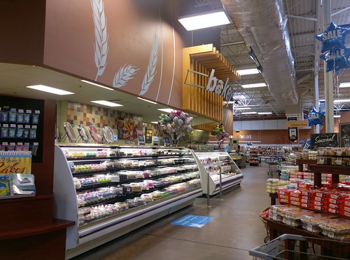 2012décor 2014remodel arlington bakery deli formermillenniumstore grocery grocerystore kroger naturalfoods pharmacy produce remodel remodeled retail tennessee tn wine unitedstates usa