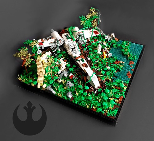 Star Wars - Crashed X-Wing Fighter on Yavin IV