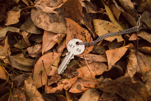 necklace fall key leaves montana orange leaf outdoor nature