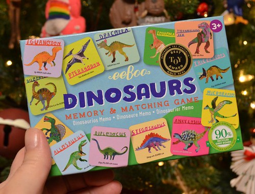 eeBoo dinosaurs memory and matching game on the simple moms
