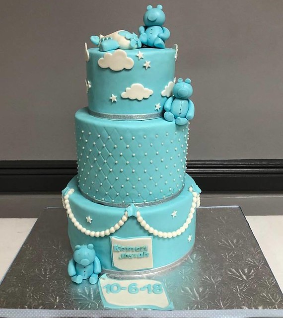 Cake by Triple_a_Cakes