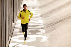TRÉNINK: Jak běhat v prvním měsíci přípravy, kdy podmínky nejsou ideální