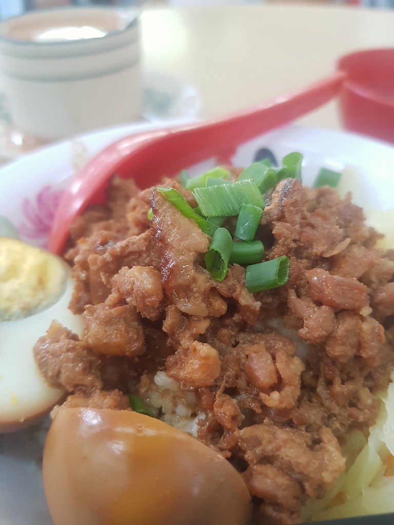 卤肉饭 Mimced Meat Rice rm$7.50 & 奶茶 TehC rm$1.80 @ 福喜堂 Foxxy Tong Express at 天天茶餐室 Restoran Tian Tian USJ 20
