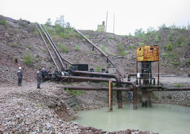 Aidu karjäär ja veekõrvaldus / Water removal of Aidu oil shale strip mine, Estonia