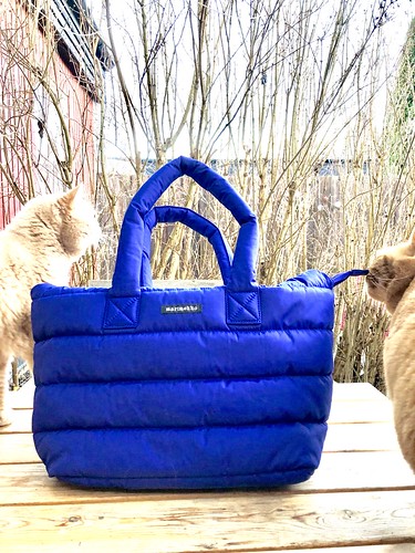 welcome fluffy vegan tote bag (that isn’t a cat bed), marimekko, jan 2019