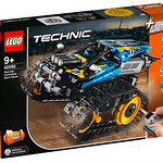 LEGO Technic 42095 Remote Controlled Stunt Racer 1