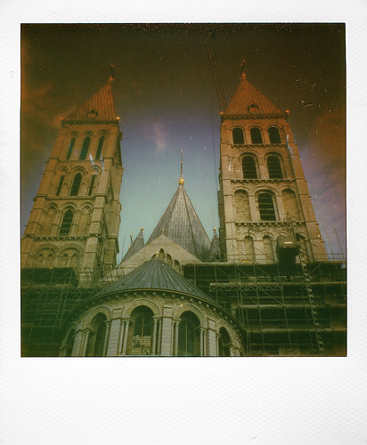 Cathedrale de Tournai (Test de filtres "effets speciaux" pour Polaroid Spectra)