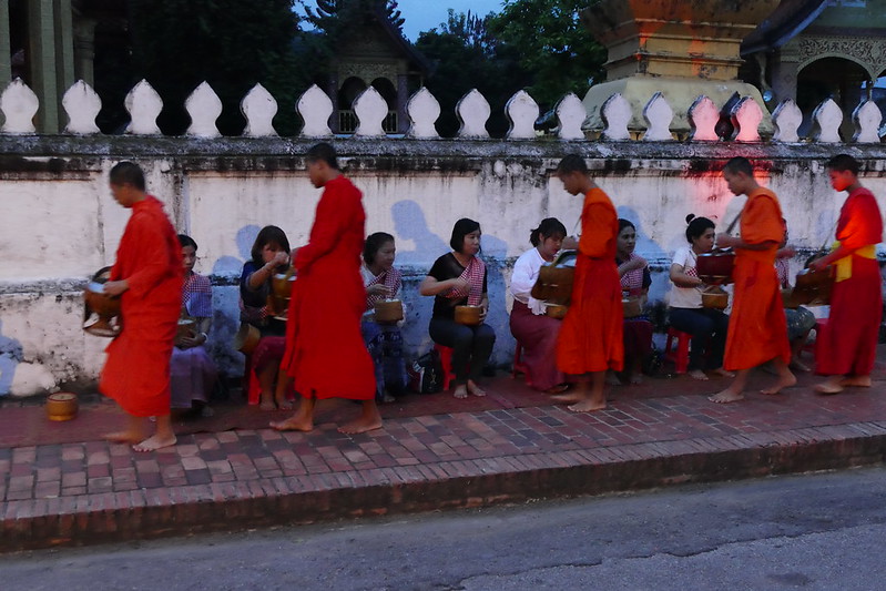 Luang Prabang espiritual y Cataratas Kuang Si - Myanmar, Camboya y Laos: la ruta de los mil templos (3)