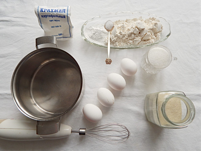 Классический бисквит с добавлением крахмала, кулинарный эксперимент | HoroshoGromko.ru