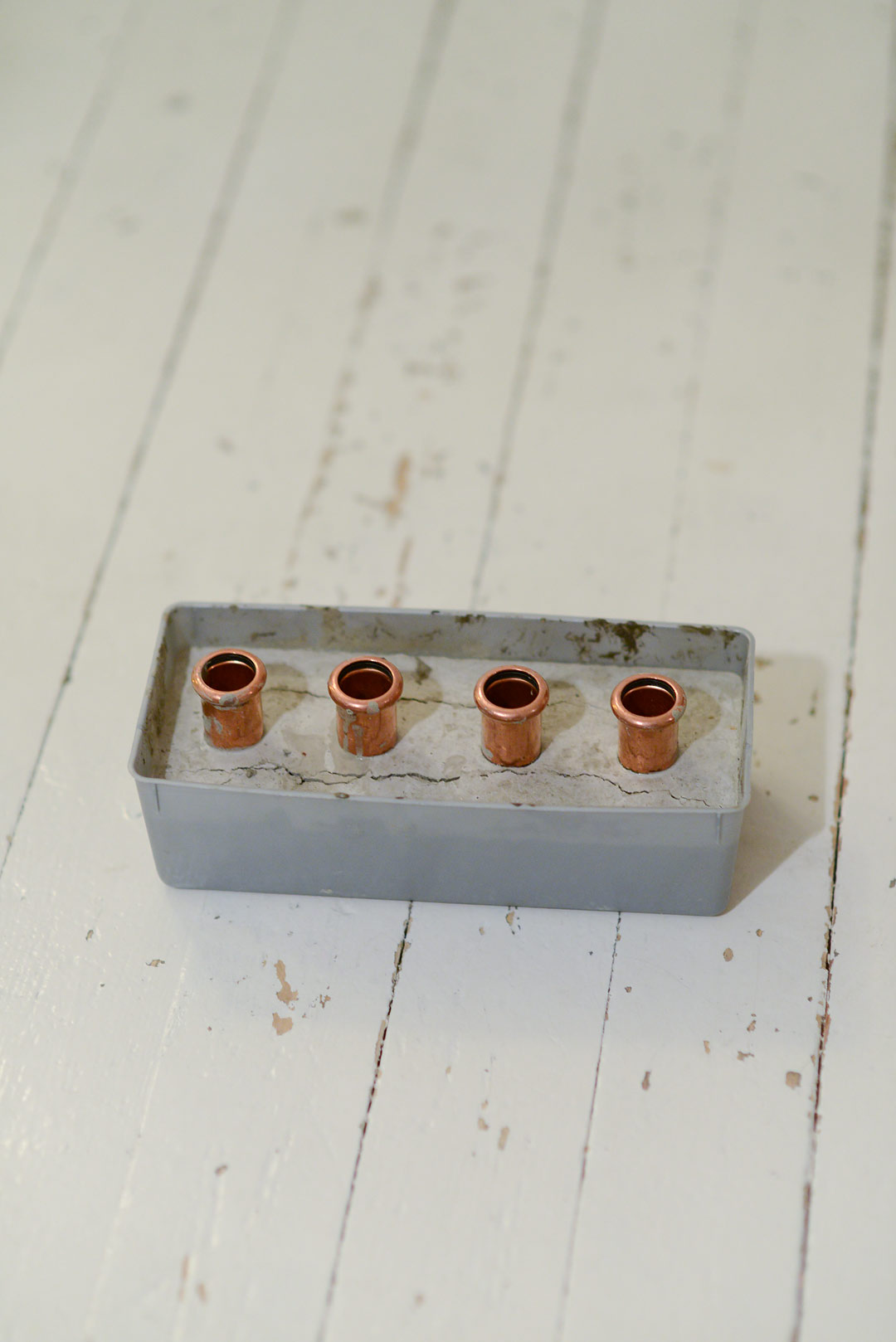 DIY Concrete candle holder - instructions