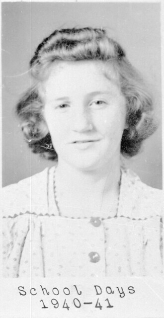 1940 Nina Ruth Tayor school picure