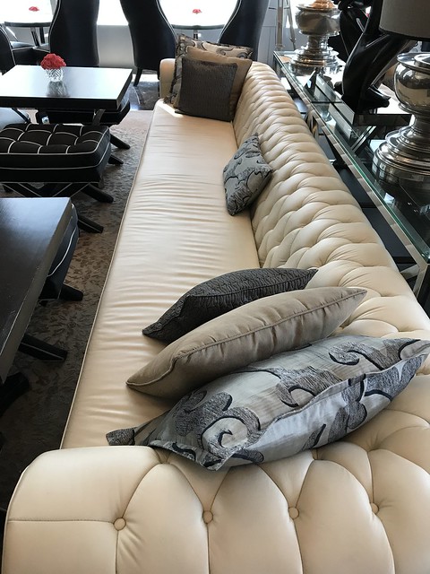Okura lobby, long sofa