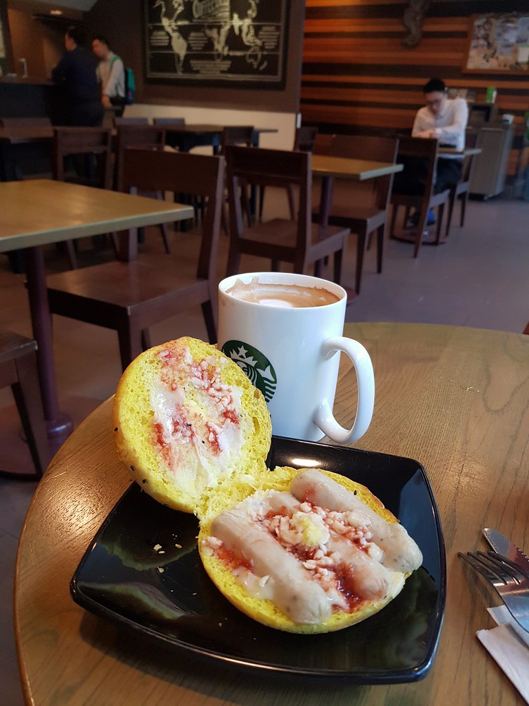 Latte Grande & Cheese Sausage Sandwich rm$18.95 @ Starbucks KL Wisma UOA2