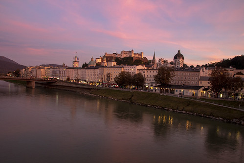 vacation europe austria dusk pink salzachriver river water sunset hohensalzburgfortress